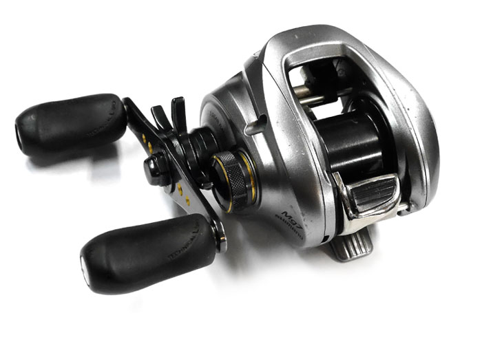 中古品】 シマノ 09 アルデバランMg7 左巻き SHIMANO ALDEBARAN Mg7