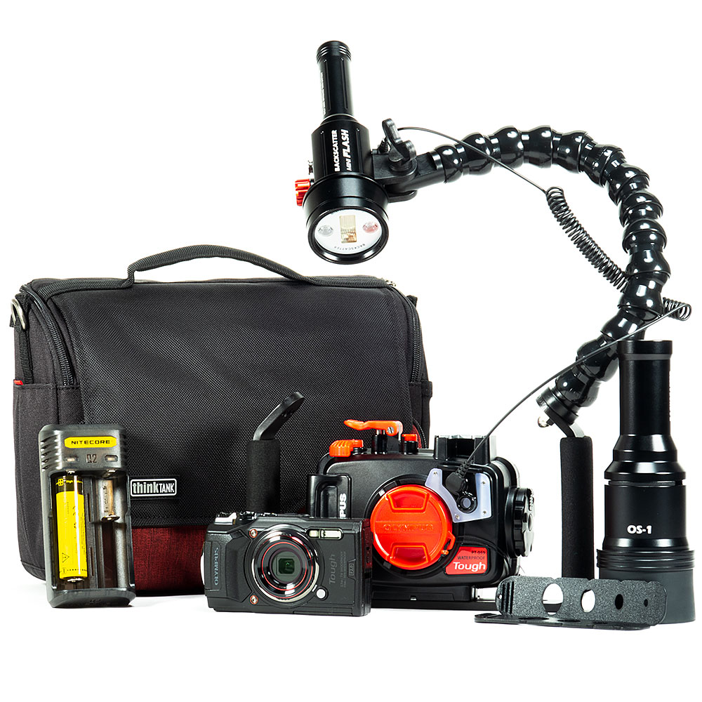 Olympus TG-6, PT-059 Housing & Backscatter Mini Flash MF-1