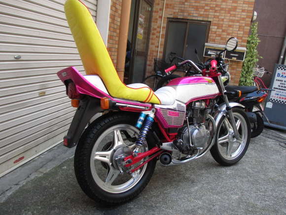 CB250N ギラギラピンク 旧車バイク・絶版車バイク BANBAN車輌館
