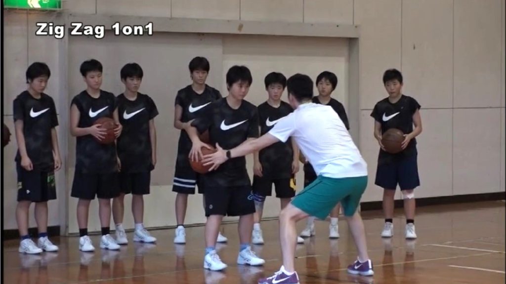 攻撃的なディフェンスが身につくドリル──「恩塚亨・ディフェンス