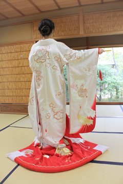 本手描友禅（秋山章ブランド） | 結婚式の衣装、成人式・お宮参り