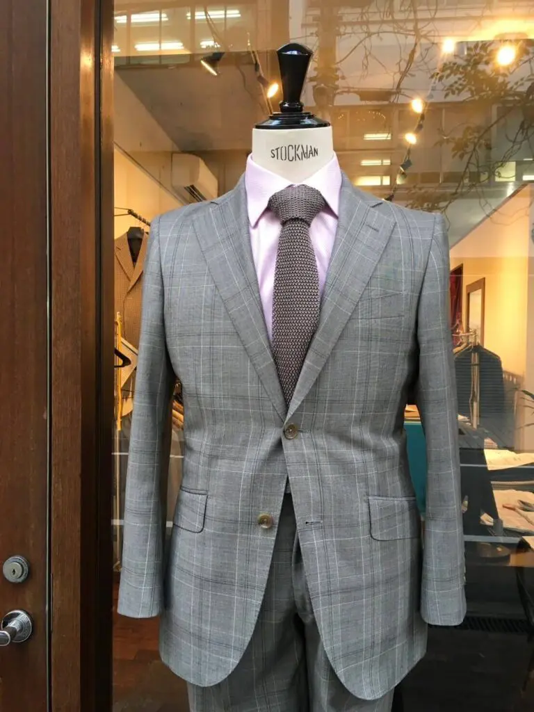 ビスポークスーツって何？オーダーメイドの最高峰を解説 | オーダー