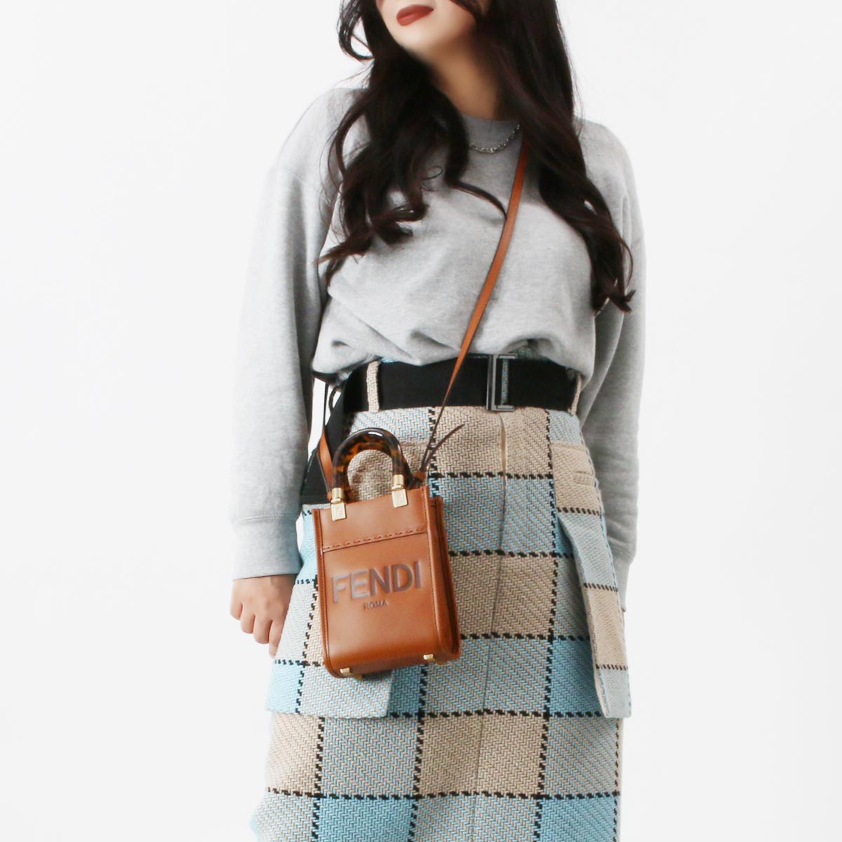 フェンディ ショルダーバッグ/ハンドバッグ/クロスボディ バッグ