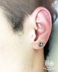 クロムハーツCHプラススタッド（ピアス）|クロムハーツ通販専門店