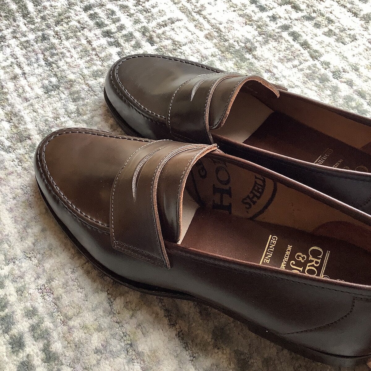 クロケット＆ジョーンズの