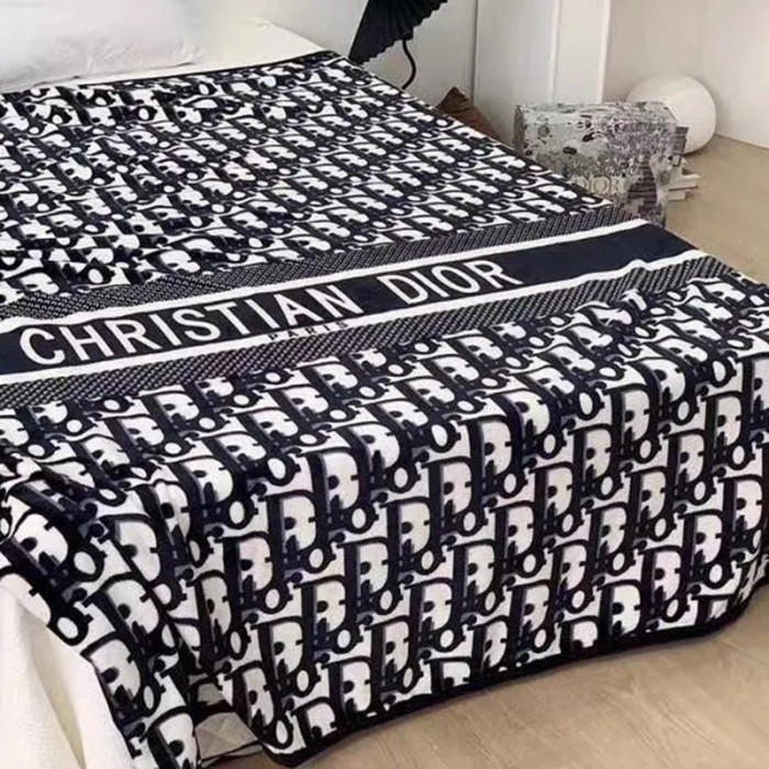 ディオール ファッション毛布 ブランドパロディDiorふわふわ 肌に