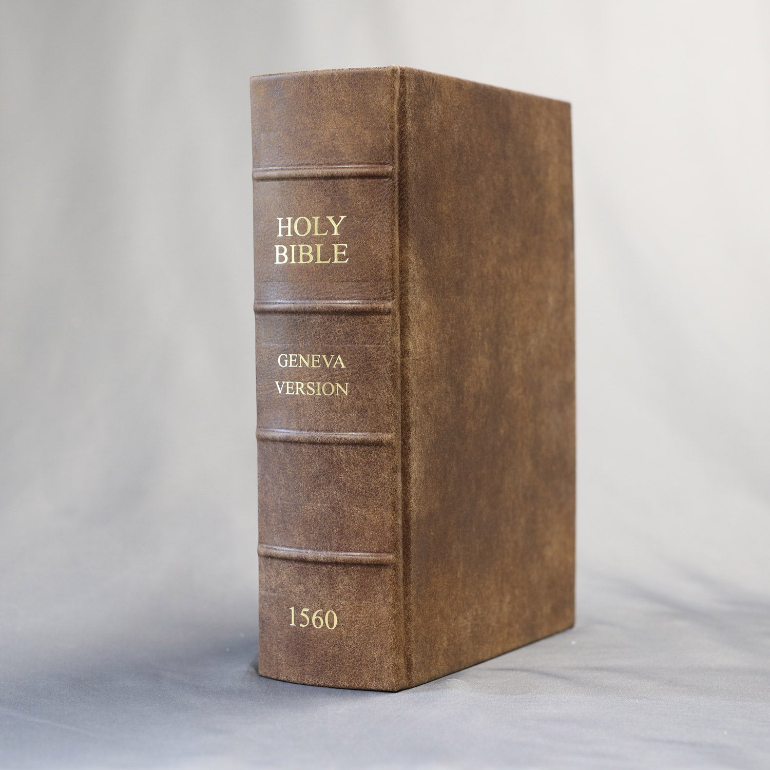 Geneva Bible - 1560 Facsimile Yuma Cherrywood Distressed Leather