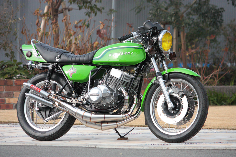 パワーアイテム、エグゾーストチャンバーで伝説のカワサキ3気筒の