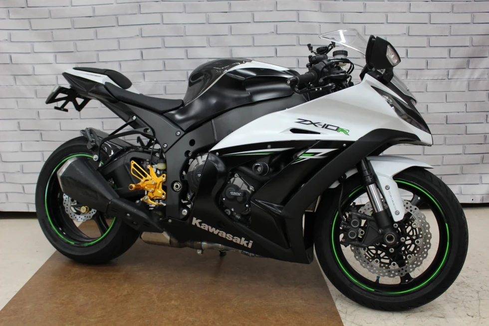 カワサキ ZX-10R バックステップ、スマホホルダ―装備！の詳細 | 中古