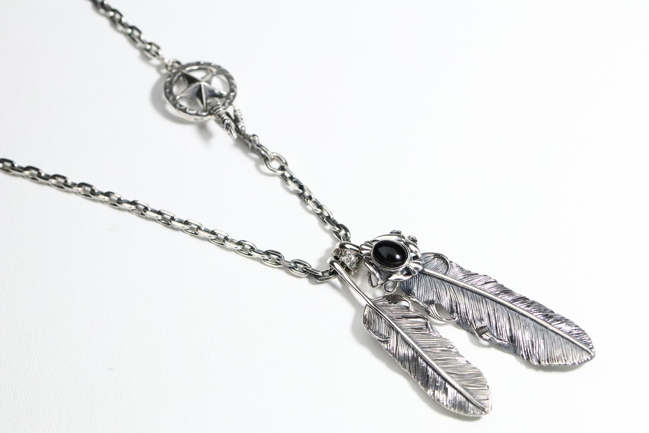 Wフェザーネックレス(M1/L2オニキス) クローフック/スターメディスン