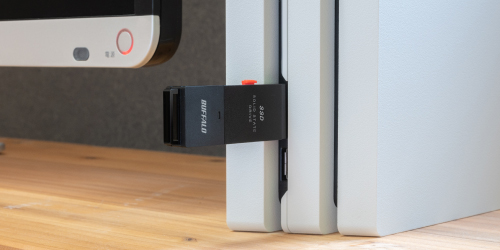 SSD-PUT1.0U3-B/N : 外付けSSD | バッファロー