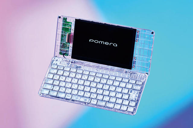 ニュース】特別仕様のネオンイエローのデジタルメモ「ポメラ