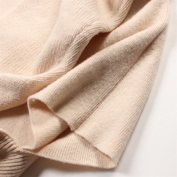 フェンディ(FENDI)フェンディ ニット 衣料品 トップス レディース