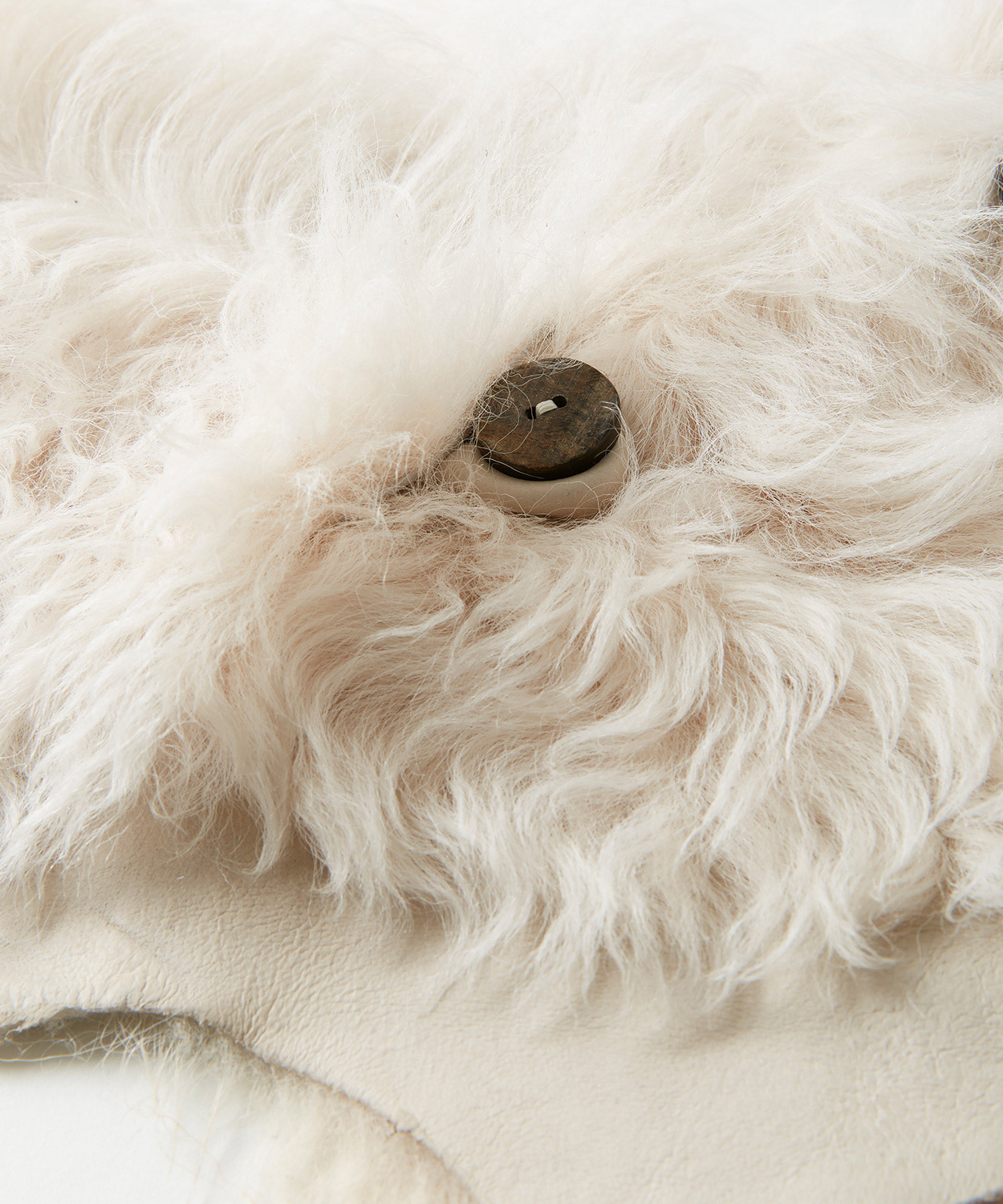 冬の寒さを暖かく包みこむムートンアイテムがイギリス最古のシープ