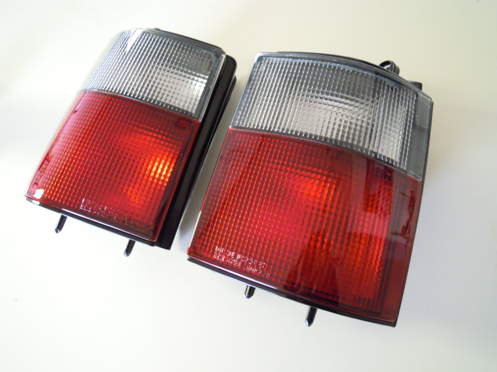 クリアレンズ・クリアウインカー製作はブロスCCT