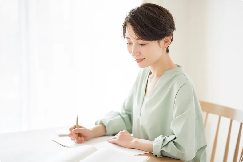 行政書士合格指導講座｜通信教育講座・資格のキャリカレ