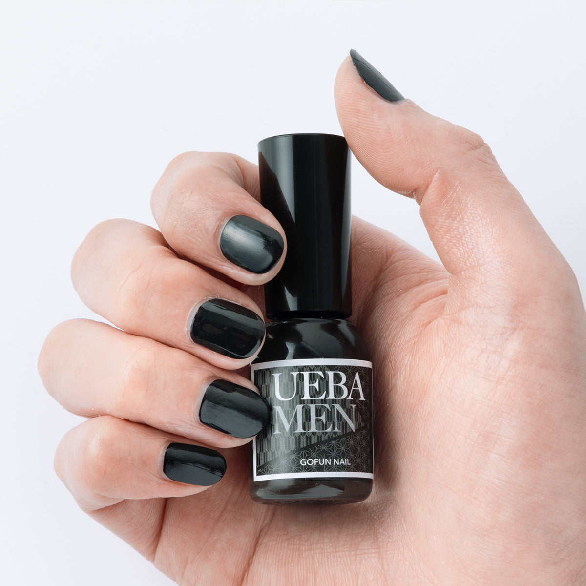 MEN】胡粉ネイル 漆⿊（しっこく） – 京都の老舗／日本画用絵具・胡粉