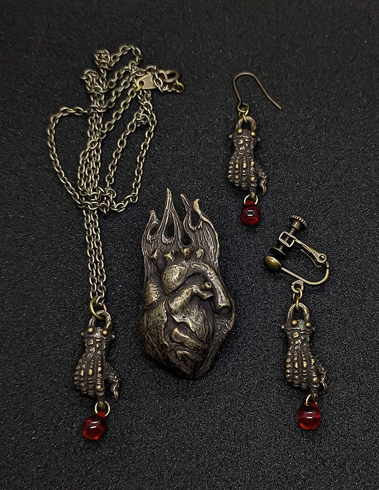 Dragon's Dogma 2 覚者の心臓ブローチ｜グッドスマイルカンパニー公式