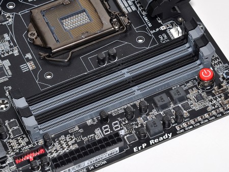 GIGABYTE製Haswell対応マザーボードの一番人気「GA-Z87X-UD3H」の魅力