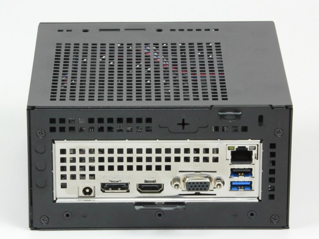 GPU性能に自信あり。Mini-STX初のRyzen対応ベアボーンキットASRock