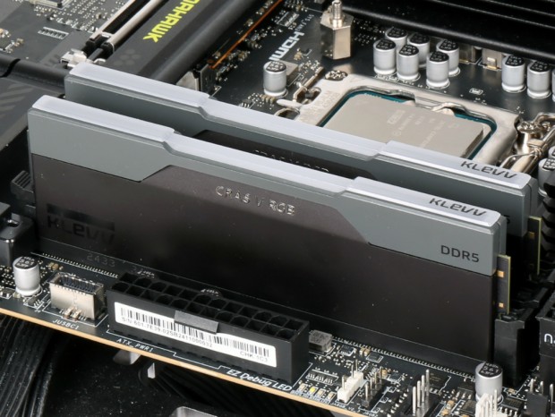 ハイエンド顔負けの充実した装備が光るゲーミングマザーボード、MSI