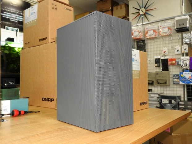 ATXマザーボードに対応するフルメッシュPCケース「MESHROOM S」発売