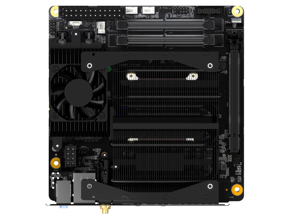 Ryzen 7 7745HX搭載のMini-ITXマザーボード、MINISFORUM「BD770i