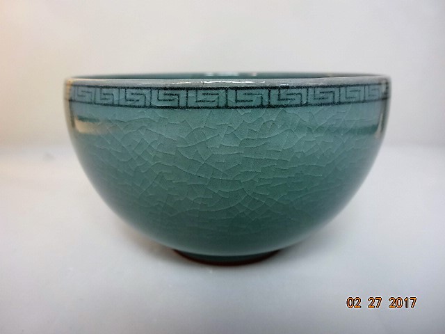 茶道具 韓国陶磁器 青磁象嵌菊花牡丹紋茶碗 松月窯 金鍾浩作 茶道具