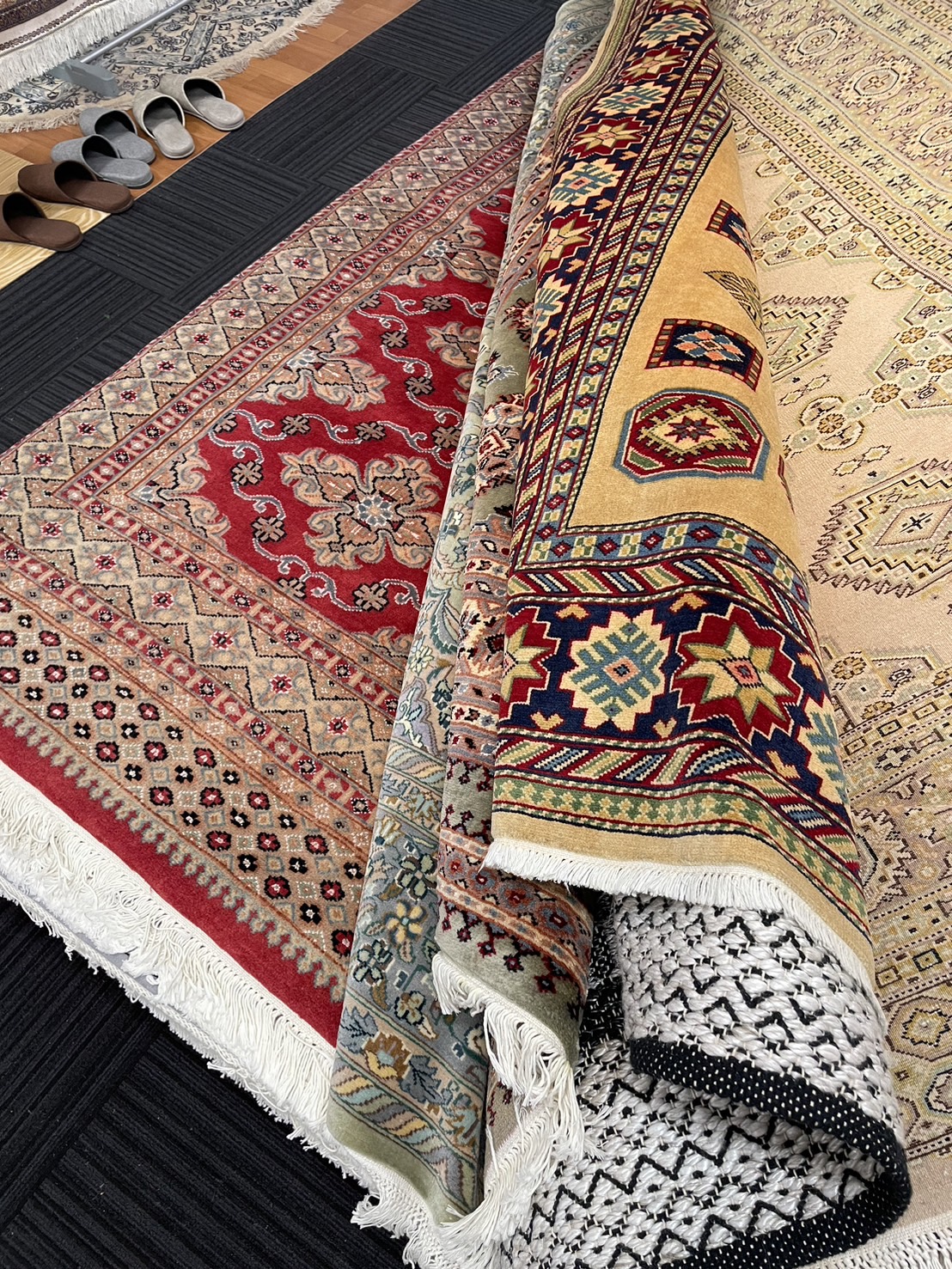 JA9391 パキスタン絨毯シルクタッチ レッド 206×246 | じゅうたん売場