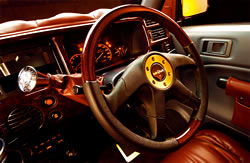 GARSON＆イタルボランテ オリジナルステアリング / インテリア | GARSON