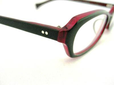 アンジェラ・アキも愛用～原宿・オプティシャン ロイドの人気メガネが
