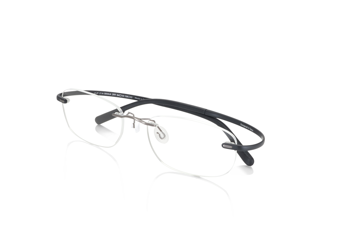 JINS（ジンズ）の「Airframe Hingeless（エアフレーム ヒンジレス