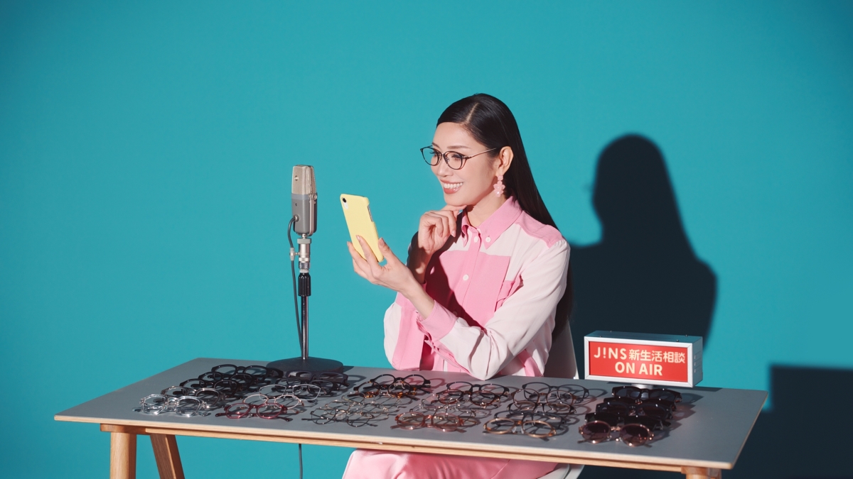 JINS（ジンズ）のCM関連ニュース一覧 | GLAFAS（グラファス）- メガネ