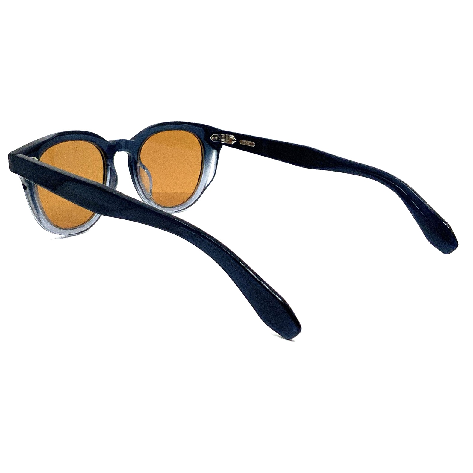 中田英寿氏を広告ビジュアルに起用モデル】OLIVER PEOPLES オリバー