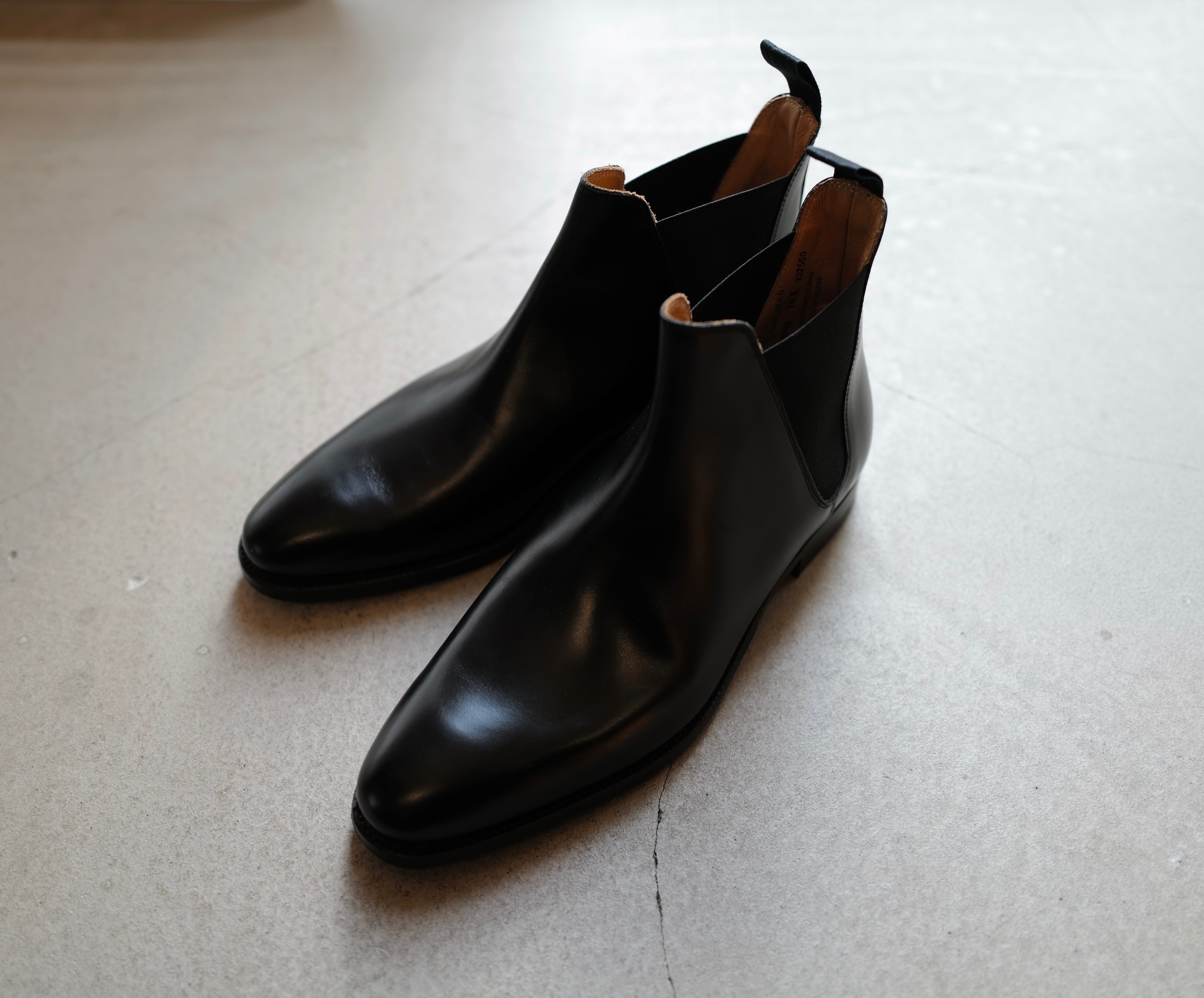 GLORYGUY & Cachette｜足元にエレガントなムードを加える