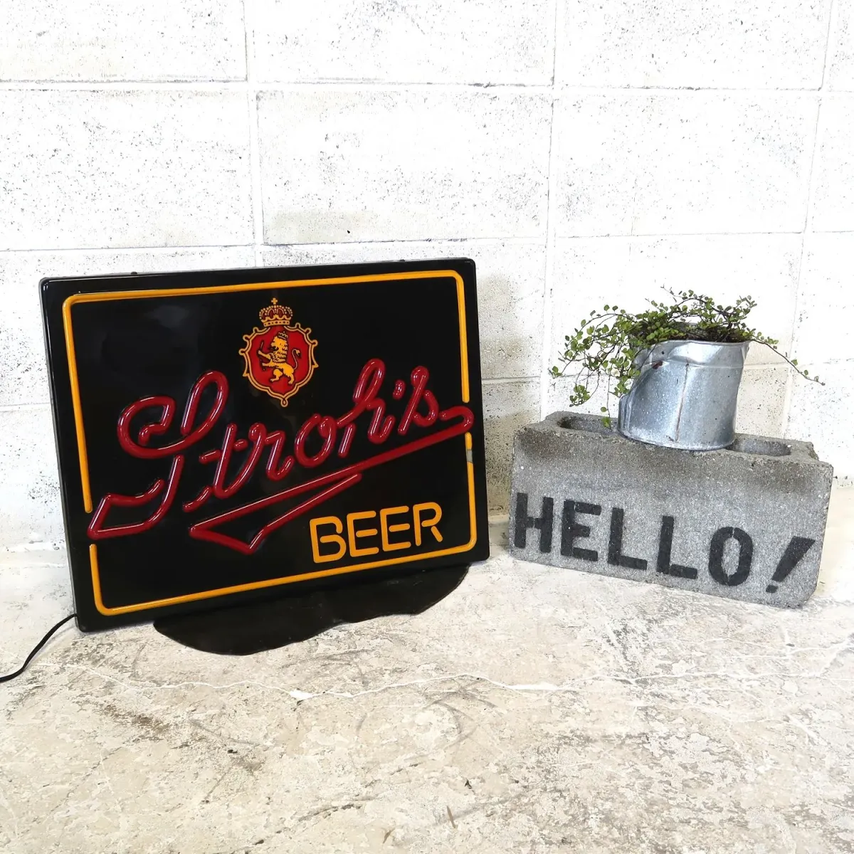 Stroh's BEER ビンテージ ネオンデザイン ライトサイン ｜ glow ANTIQUES