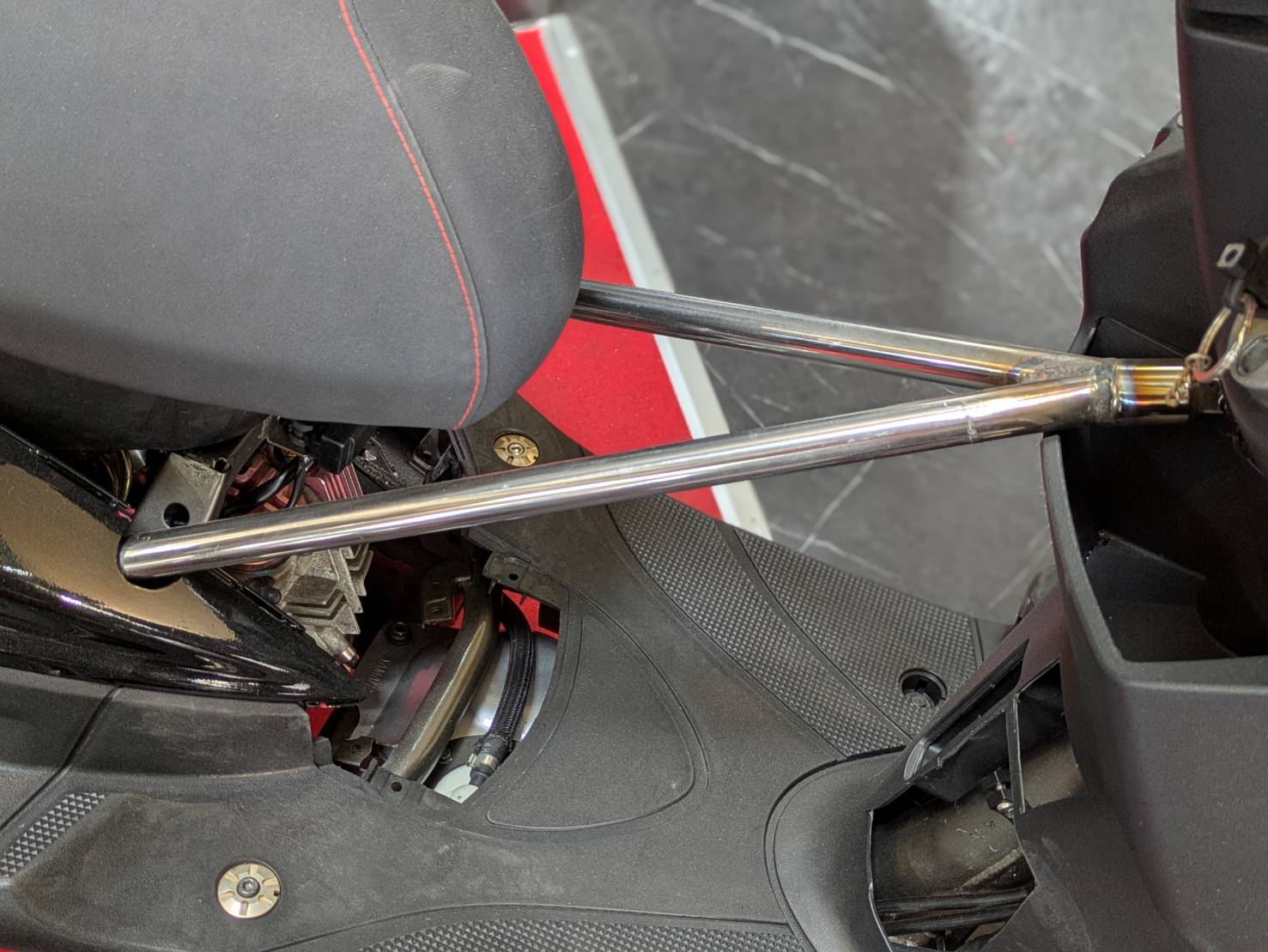 GUYSFACTORY製 A組サブフレーム｜シグナスX補強パーツで剛性UP！