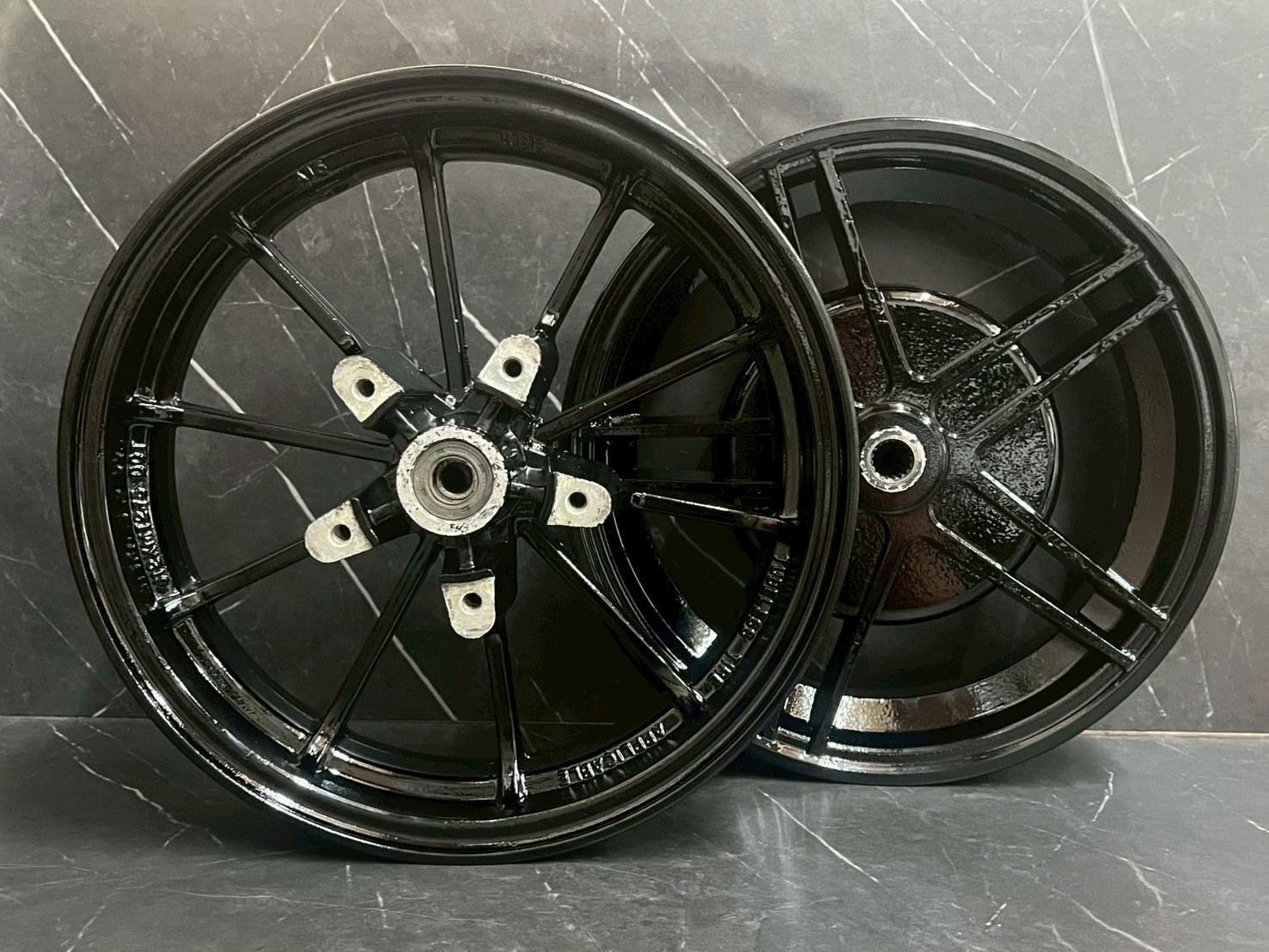 シグナスX 2.3型用 ホイール 前後 セット🏍️