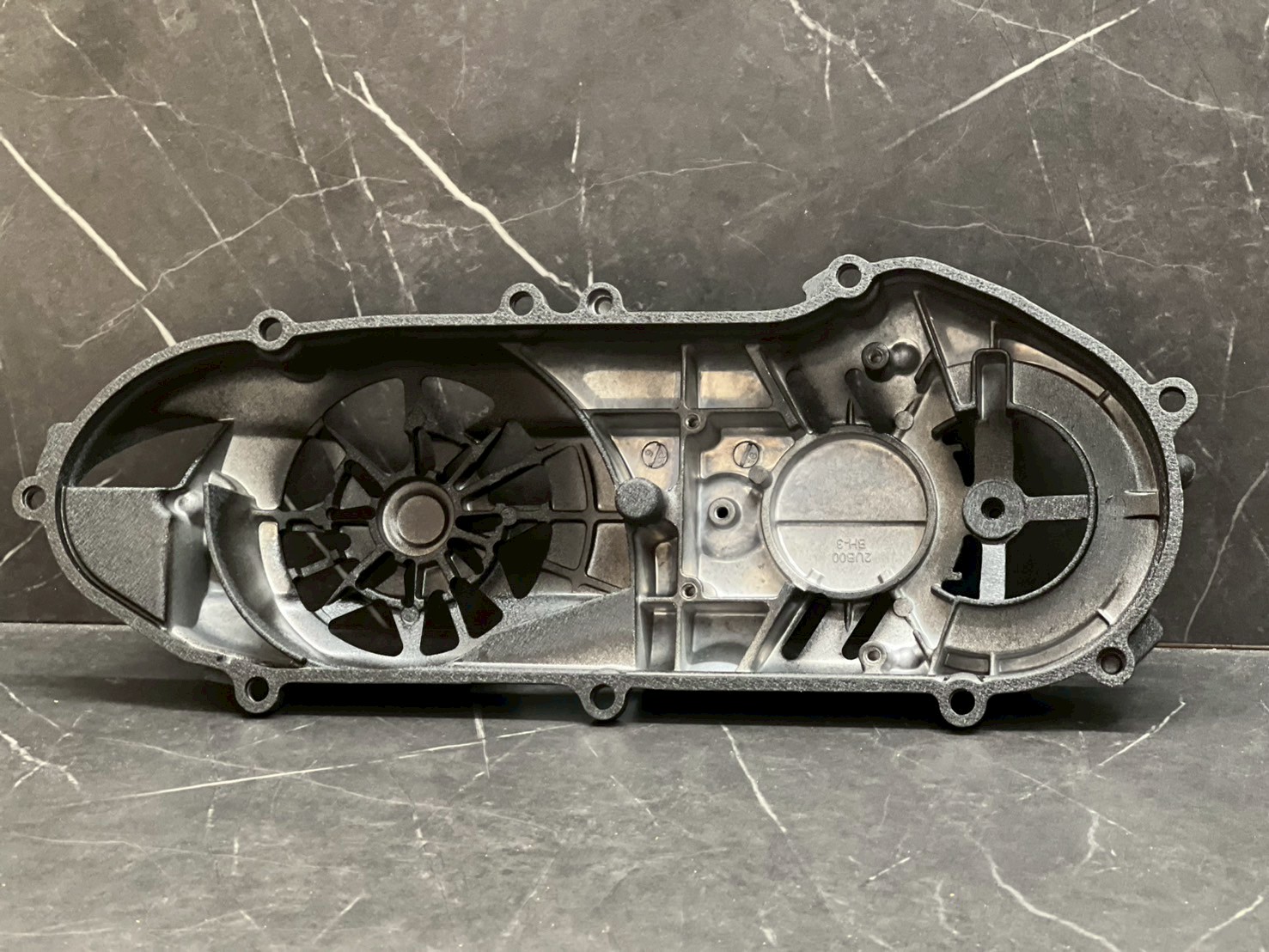 OS26SC 4st エンジン クランクケース OS26SC 4st エンジン クランク