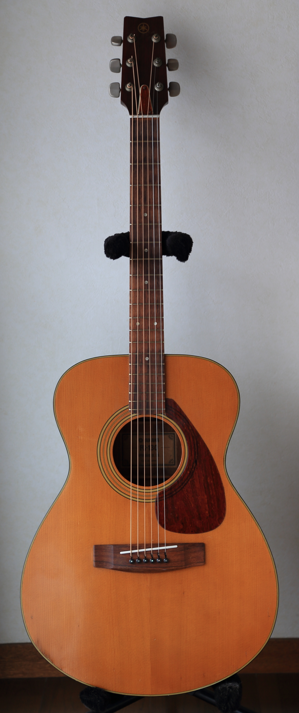 YAMAHA FG-130