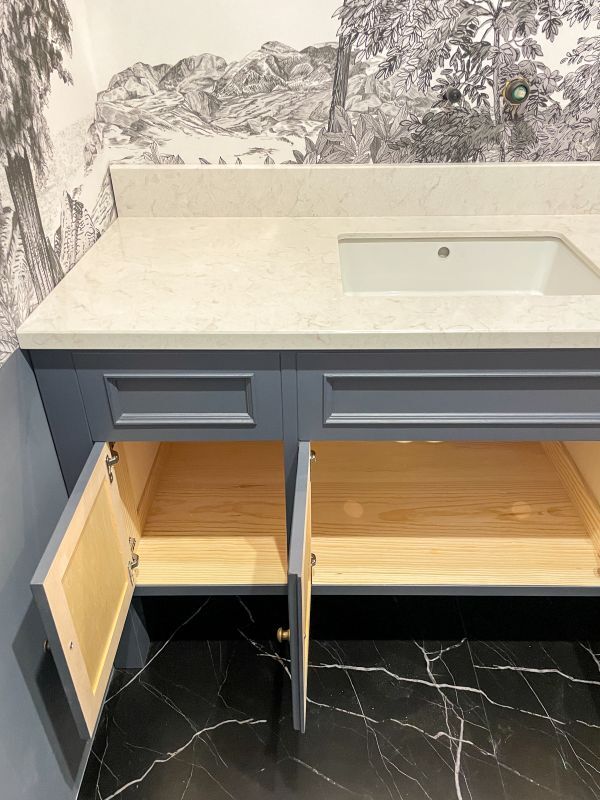 店舗や輸入住宅向けおしゃれな洗面化粧台（大理石天板）の特注専門店