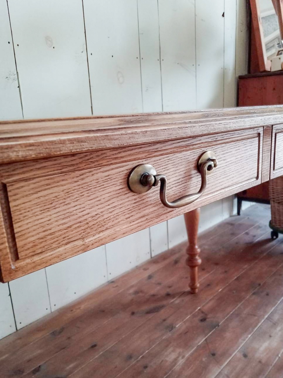 引き出し付きアンティークテーブルW1200オーダーメイドろくろ足