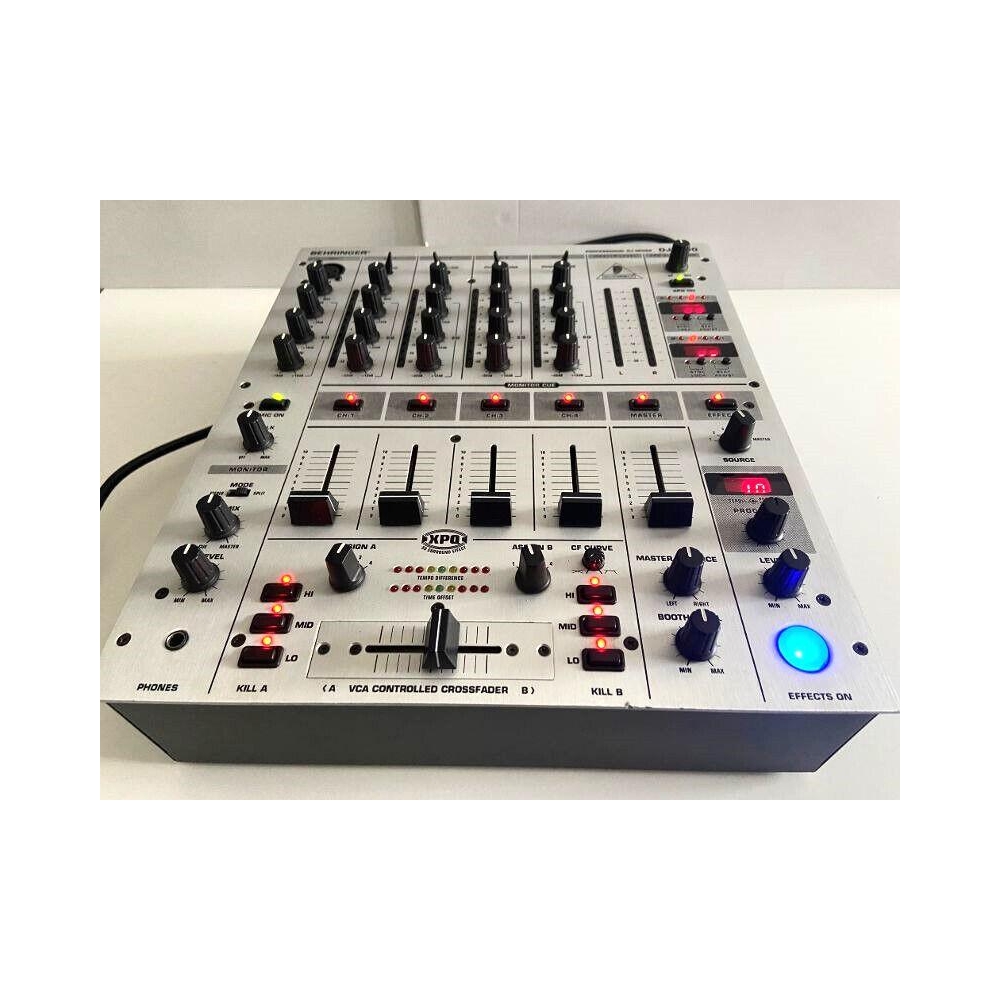 Behringer DJX700