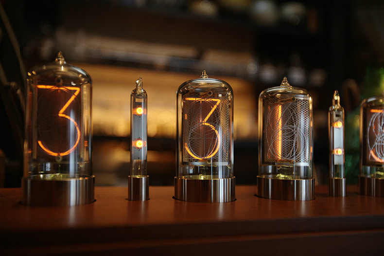 世界レベルを超越した究極のニキシー管クロック『YATAGALLAS』誕生物語