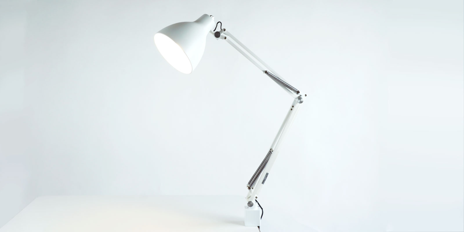 Zライト・ホワイト | D&DEPARTMENT