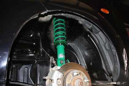 EKワゴン H81W 車高調取付とノックスドール施工しました｜車の