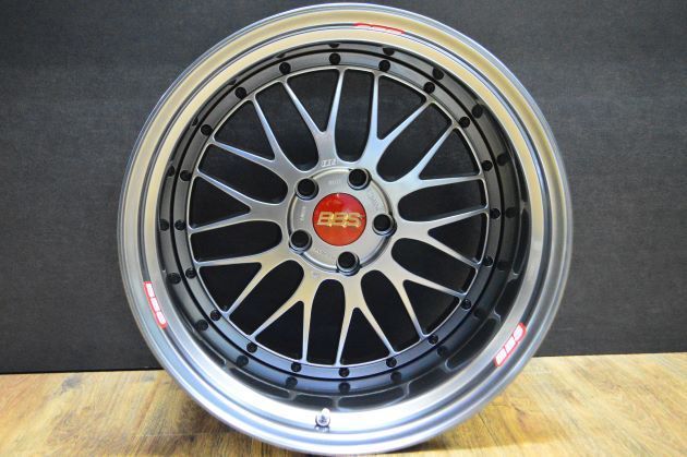 19インチのBBS LMを激深リム加工+リム/ディスクをDB仕様に塗装｜アルミ