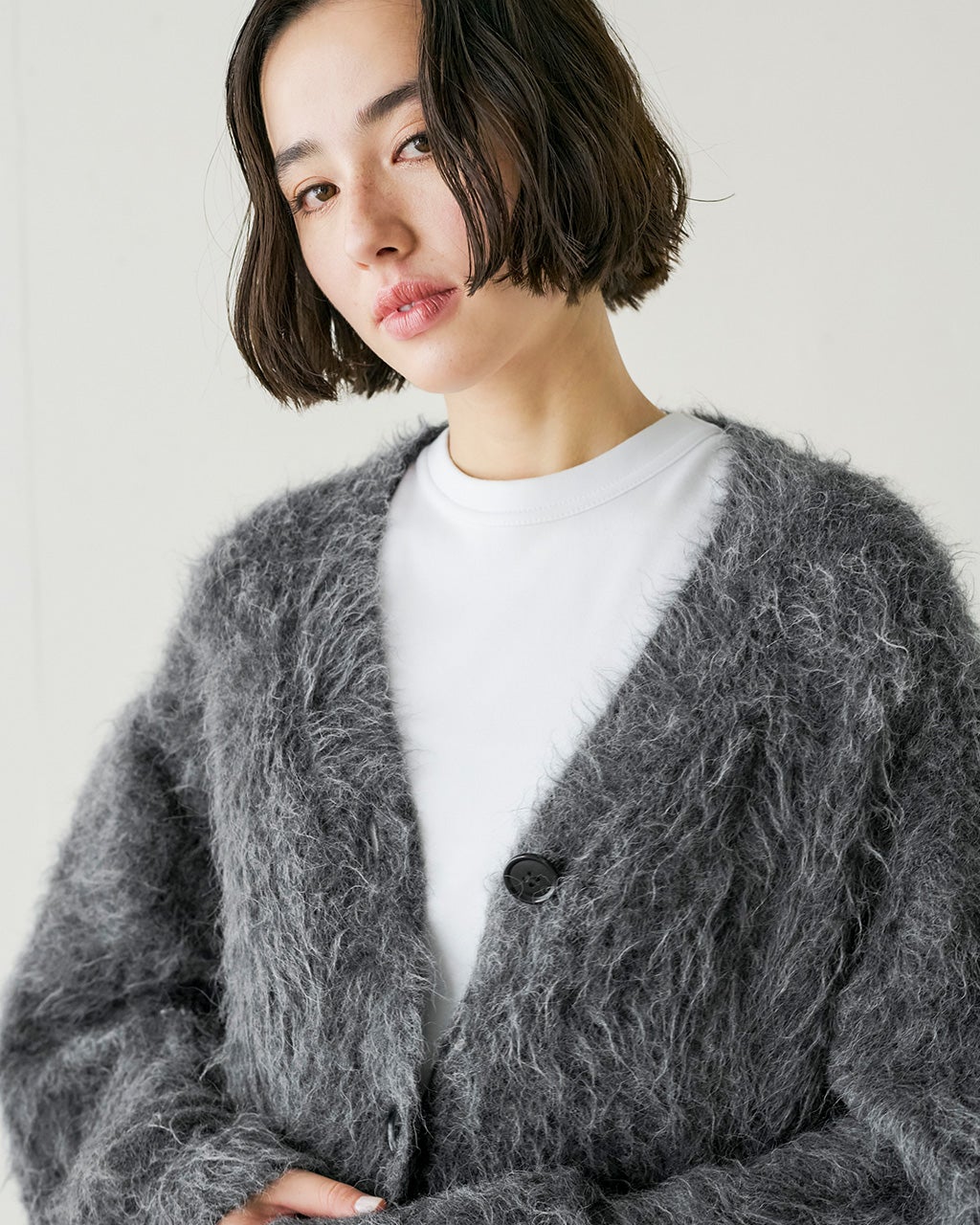 スーリーアルパカ・Vネックカーディガン/DoCLASSE