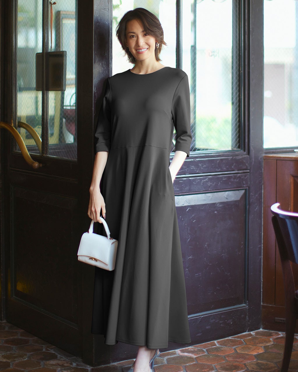 ソフトポンチ・Aライン7分袖ワンピース/DoCLASSE