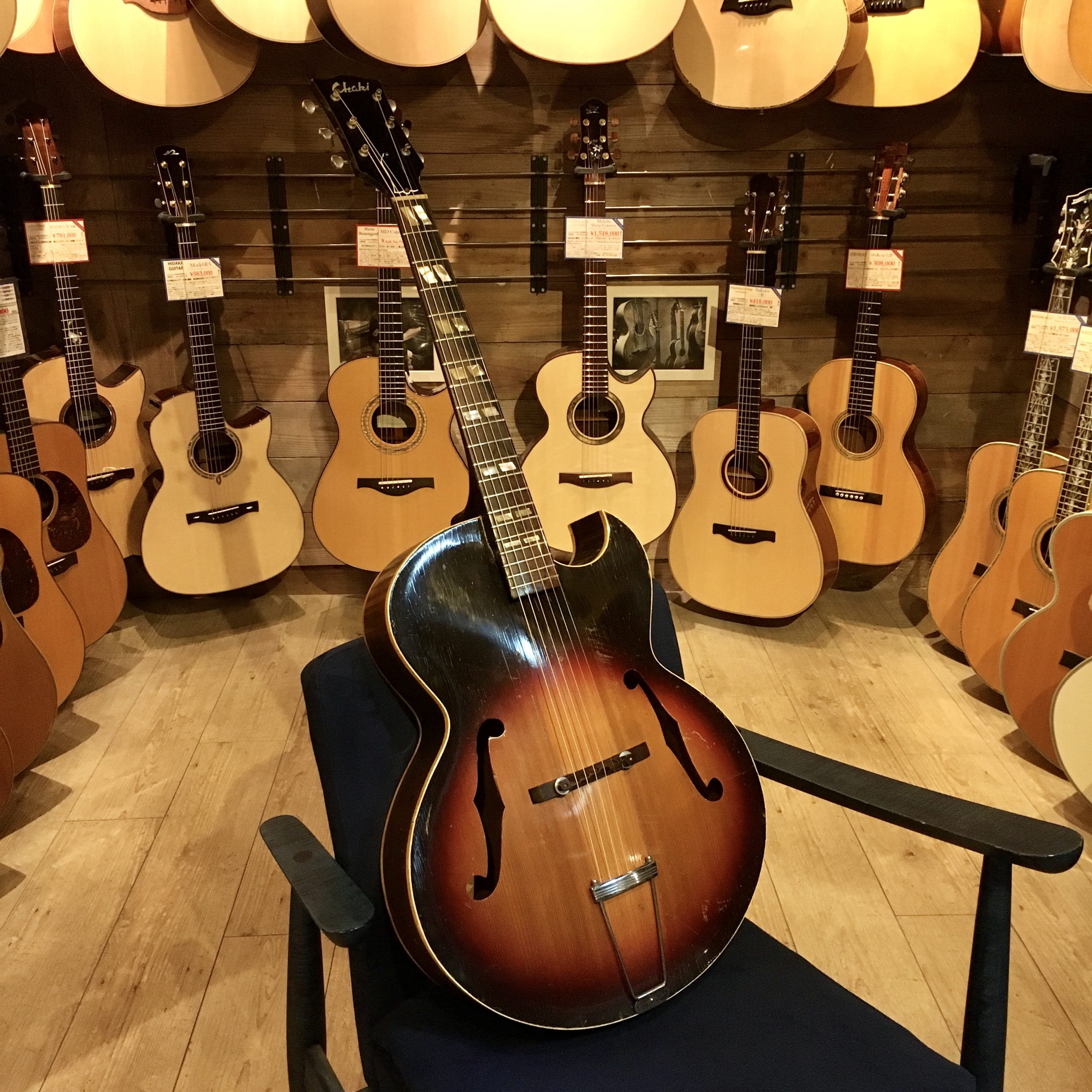 中古】Chaki W-3F アコースティックギター ケース付き 打痕⁄浮きあり